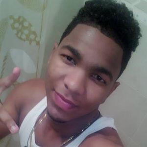 Meet your Posher, Carlos eduardo